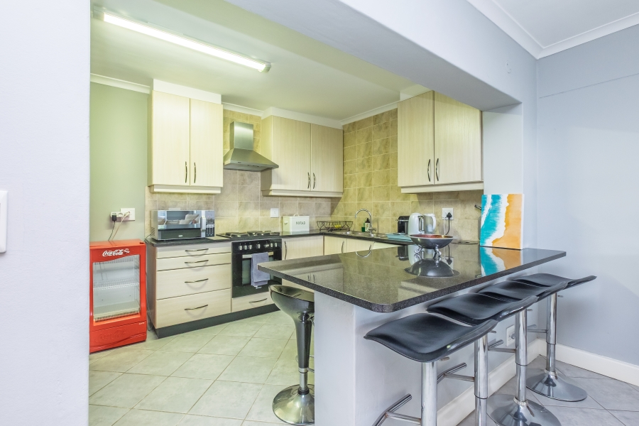 5 Bedroom Property for Sale in Murdock Valley Western Cape